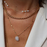 Gold necklace with cultured stones and gold pearls