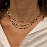 Collier doré pierres naturelles et perles dorées
