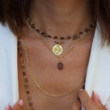 Beige thread and natural stone necklace