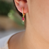Mini gold hoop with zircons and pear zircons