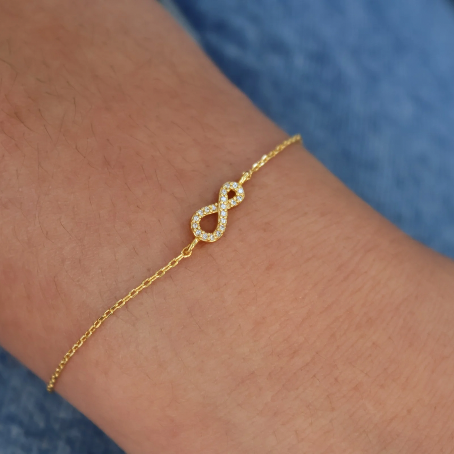 Bracelet doré infini zircons