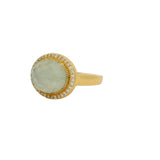 Bague dorée pierre ovale facettée et zircons
