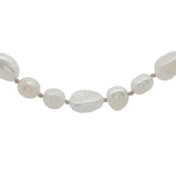 Collier doré perles de culture de différentes tailles avec noeuds beige 75 cm