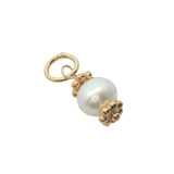 Charms doré petite perle de culture et couronnes dorées