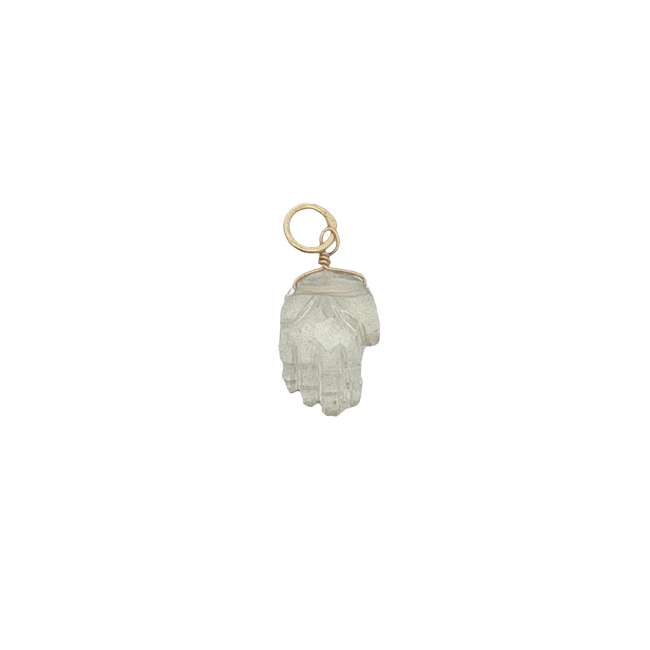 Charms doré main de Fatma taillée dans de la prehnite S
