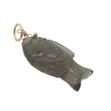 Charms doré poisson taillé dans du quartz fumé