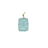 Charms doré topaze bleue rectangulaire avec fleur gravée