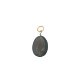 Charms doré coquillage taillé dans du quartz fumé avec fil doré