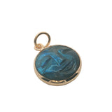 Charms médaille dorée avec visage taillé dans labradorite