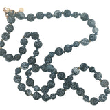 Collier doré perles marbrées bleu marine 64 cm