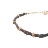 Gold bracelet and fine pearls