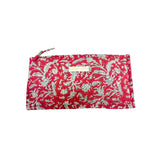 Petite pochette rouge à fleurs blanches
