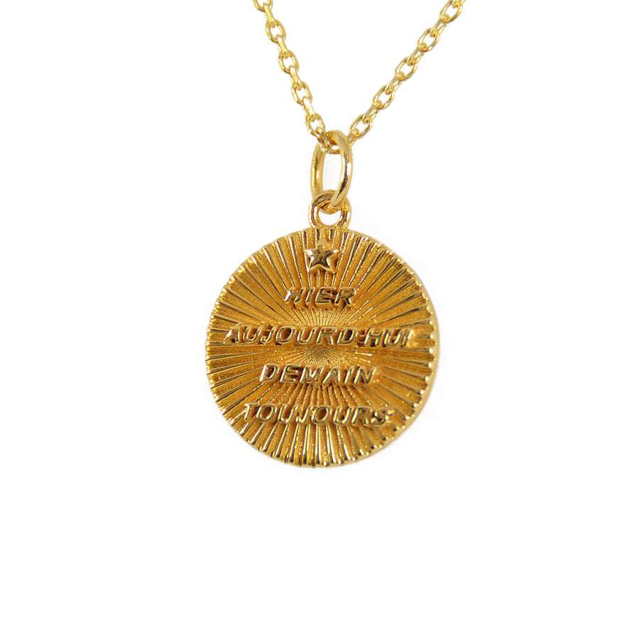 Collier doré médaille "hier, aujourd'hui, demain, toujours"