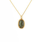 Collier doré scarabée pierre bombée