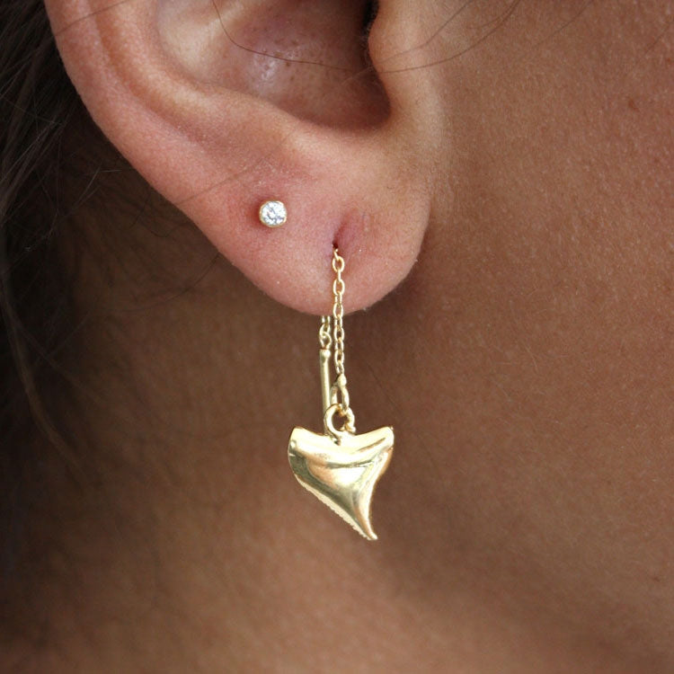 Boucles d’oreilles dorées dent de requin - Boucles