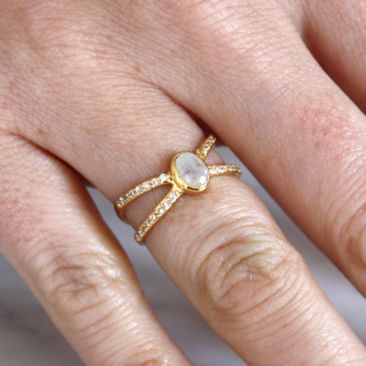 Bague double pierre de lune dorée à l’or fin 18k - Bagues