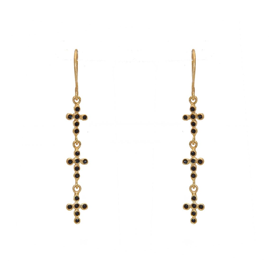 Boucles d’oreilles dorées et croix zircons noirs