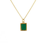 Collier dorée pendentif texturé et pierre rectangulaire -