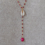 Chapelet doré rubis cauri et zircons