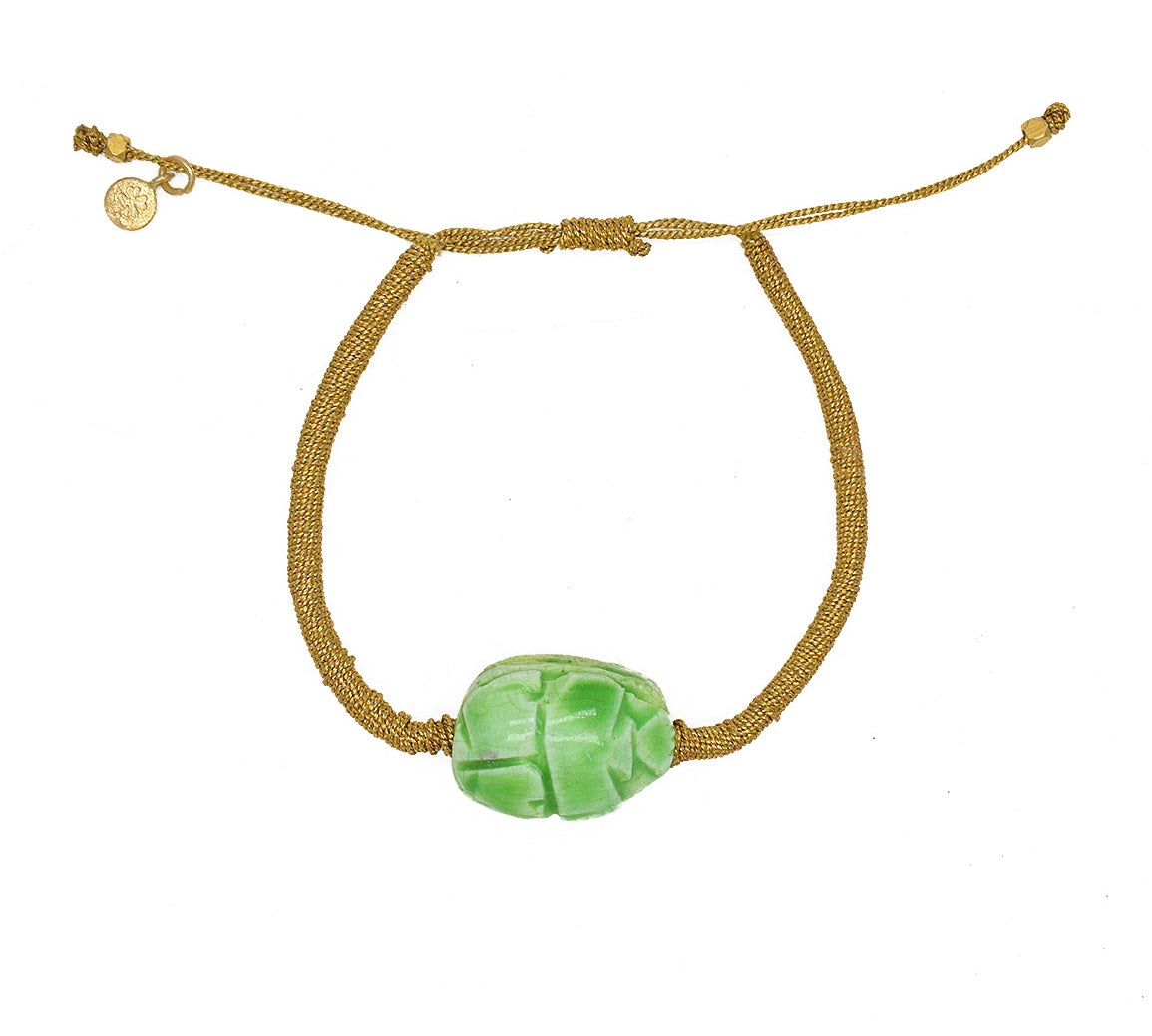 Bracelet tressé doré et scarabée - VERT