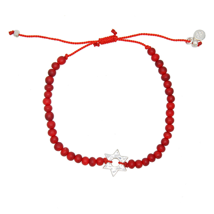 Bracelet perles rouges et etoile de David martelée
