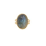 Bague dorée scarabée taillé dans la pierre