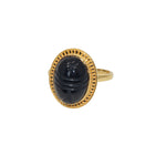Bague dorée scarabée taillé dans la pierre et contour doré -