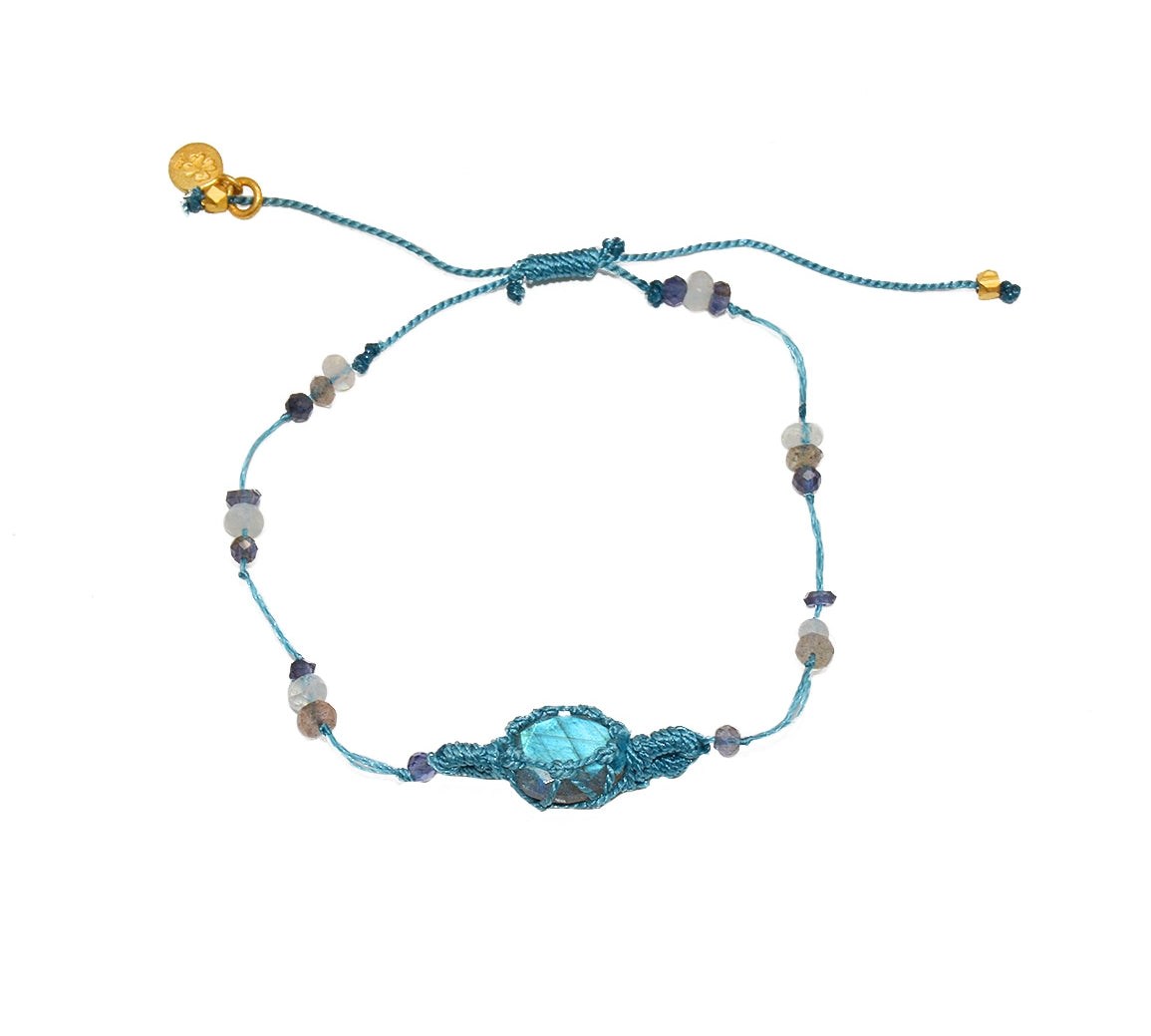 Bracelet tressére et pierres