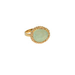 Bague dorée pierre cabochon serti boules