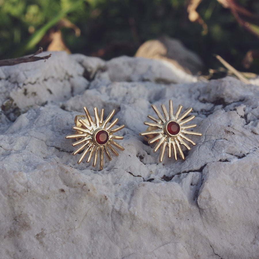 Boucles dorées soleil et pierre - ONYX ROUGE