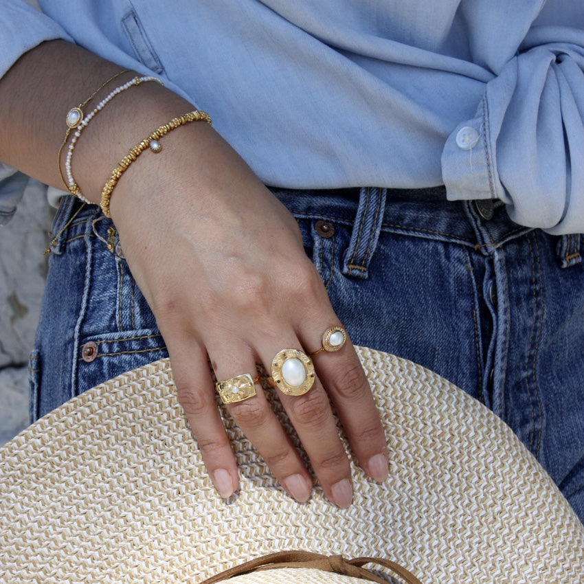 Bague dorée XXL pierre cabochon