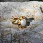 Bague dorée XXL pierre cabochon - 52 / PERLE & TOURMALINE