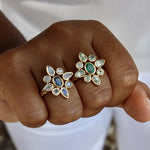 Bague dorée fleur duo de pierres