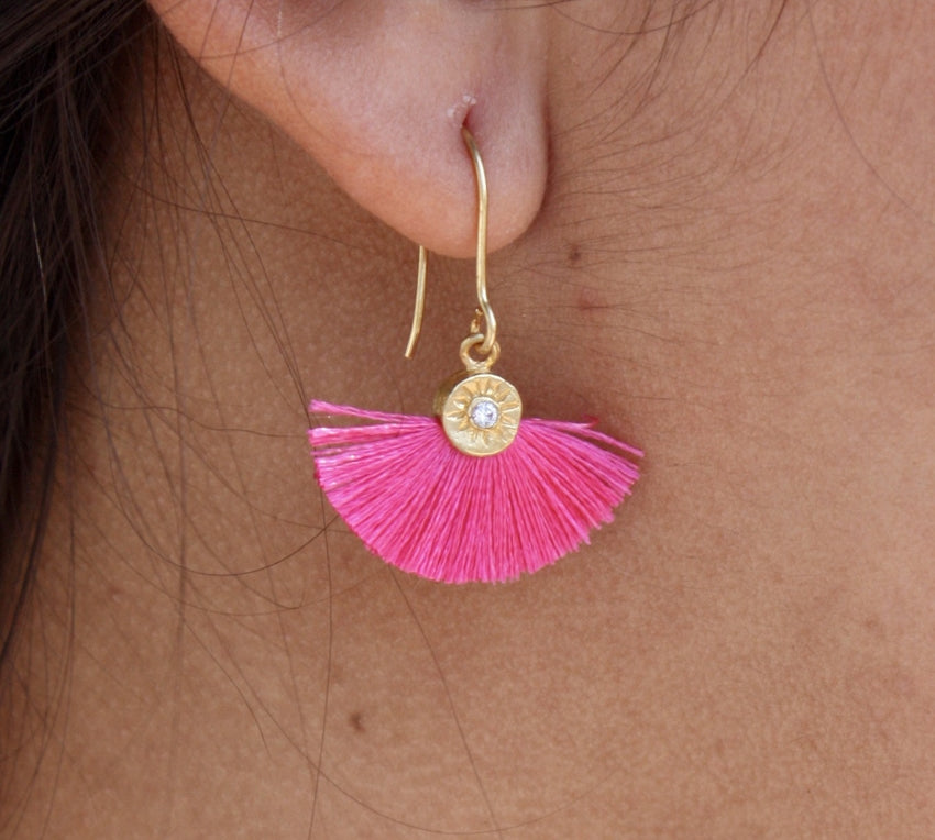 Boucles dorées soleil zircon et pompon coloré - ROSE