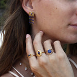 Bague dorée martelée et oeil pierre