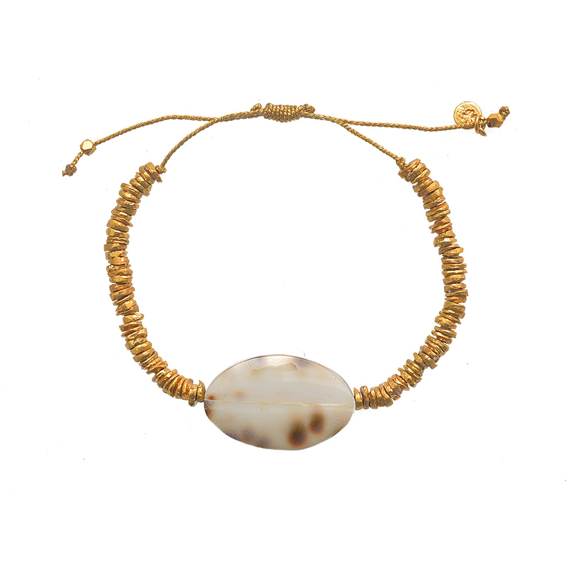 Bracelet cordon doré et coquillage