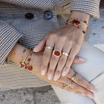 Bague dorée XXL et piere ovale