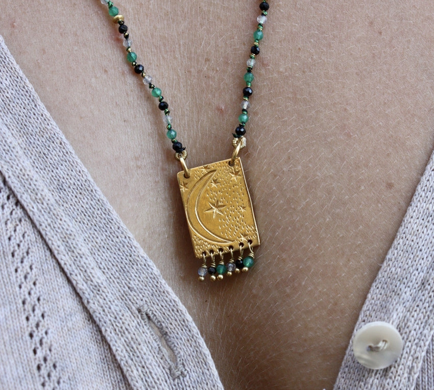 Collier cordon pierres plaque astres et pampilles - ONYX