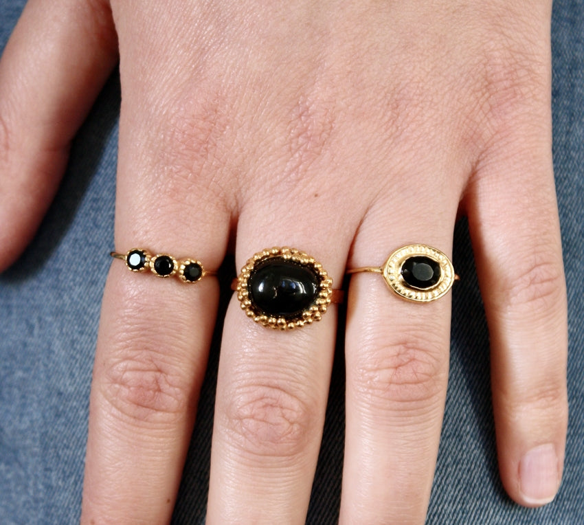 Bague dorée trilogie de pierres - 52 / ONYX NOIRE