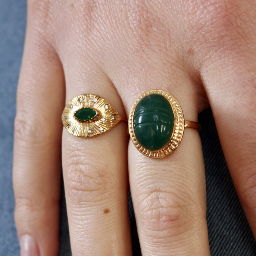 Bague dorée pierre ovale et zircons - 50 / ONYX VERTE