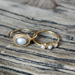 Bague dorée pierre ovale contour texturé - 50 / PERLE