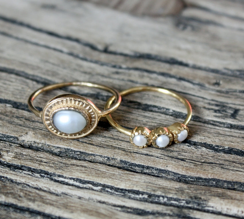 Bague dorée trilogie de pierres - 54 / PERLE DE CULTURE