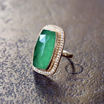 Bague dorée XXL pierre cristal et zircons - 50 / ONYX VERTE