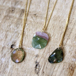 Collier or 18k et tourmaline