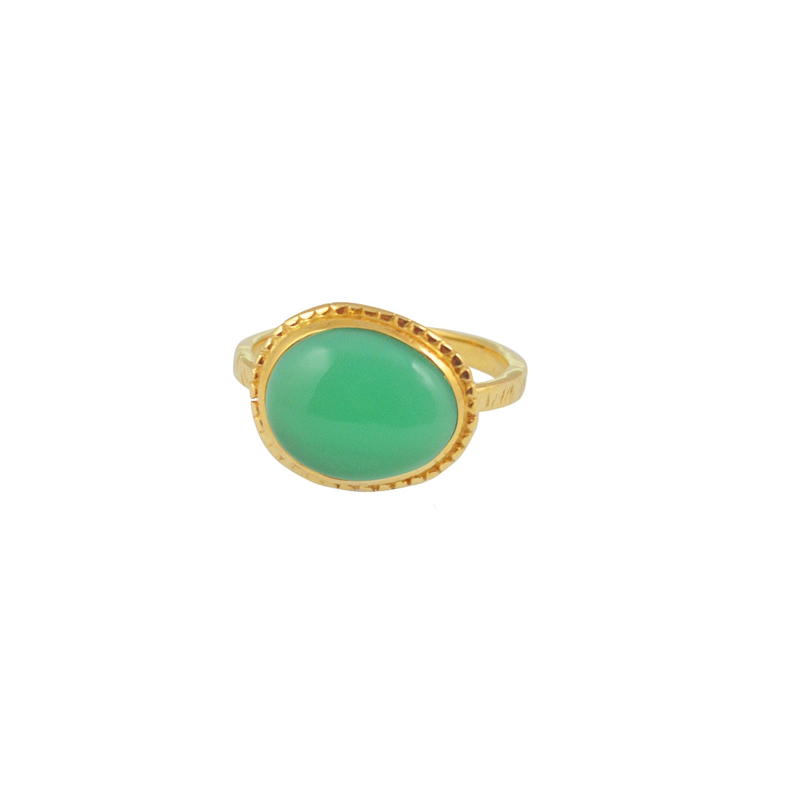 Bague dorée pierre cabochon ovale