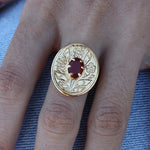 Bague dorée gravée fleur et pierre - 52 / ONYX ROUGE