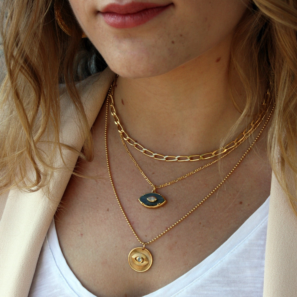 Collier doré oeil ovale en pierre naturelle