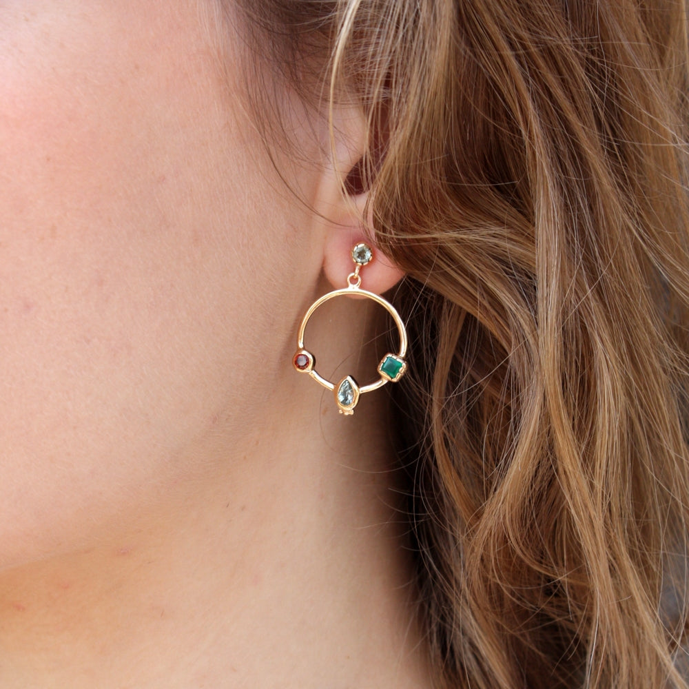 Boucles dorées anneau multi pierres - GRENAT - ONYX VERTE -