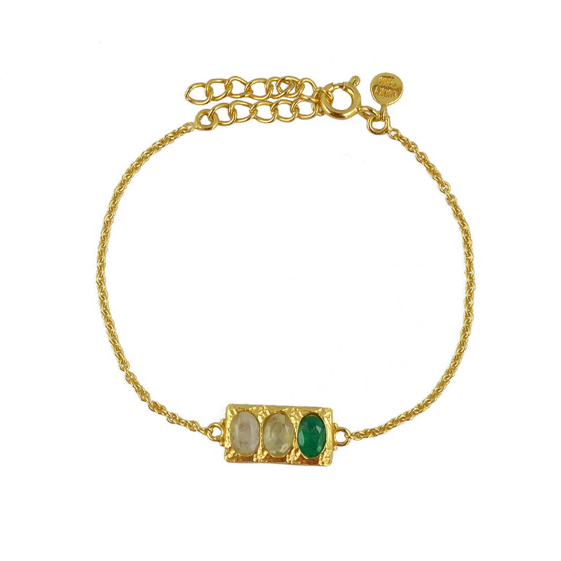 Bracelet doré rectangle martelé et trilogie de pierres -