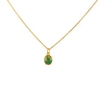 Collier doré pendentif petit scarabée en pierre - ONYX VERTE
